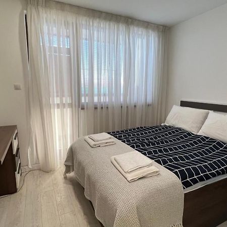 Ross Holiday Home Burgas ภายนอก รูปภาพ