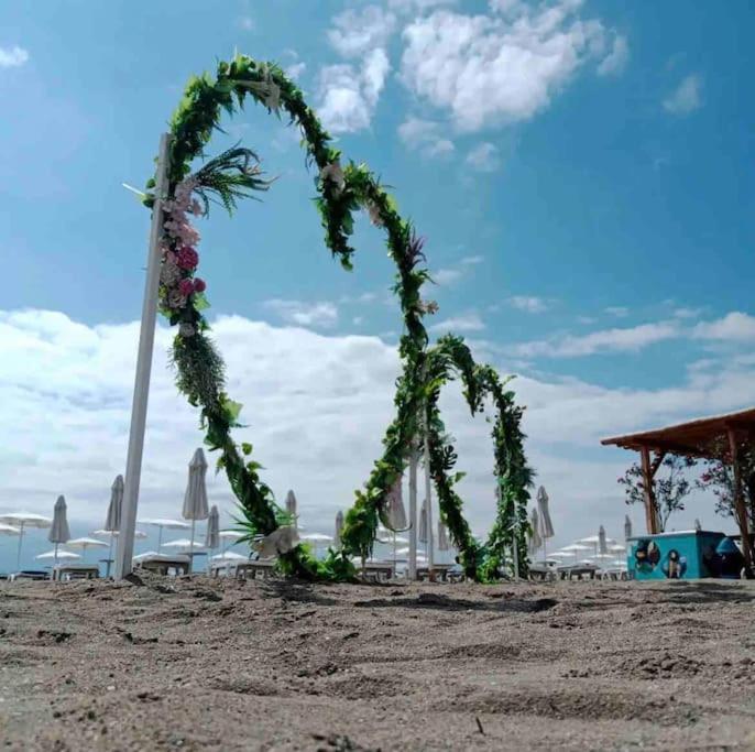 Ross Holiday Home Burgas ภายนอก รูปภาพ