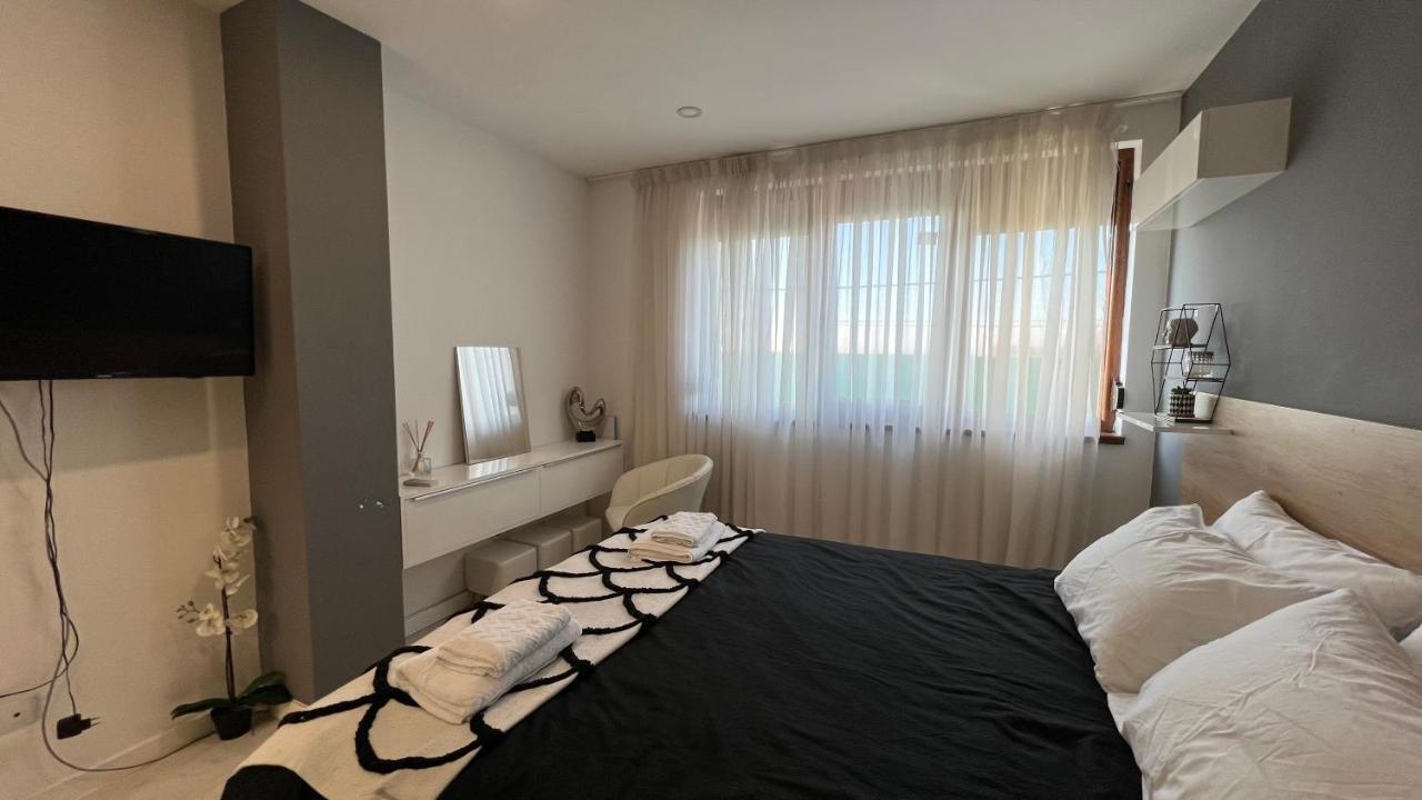 Ross Holiday Home Burgas ภายนอก รูปภาพ