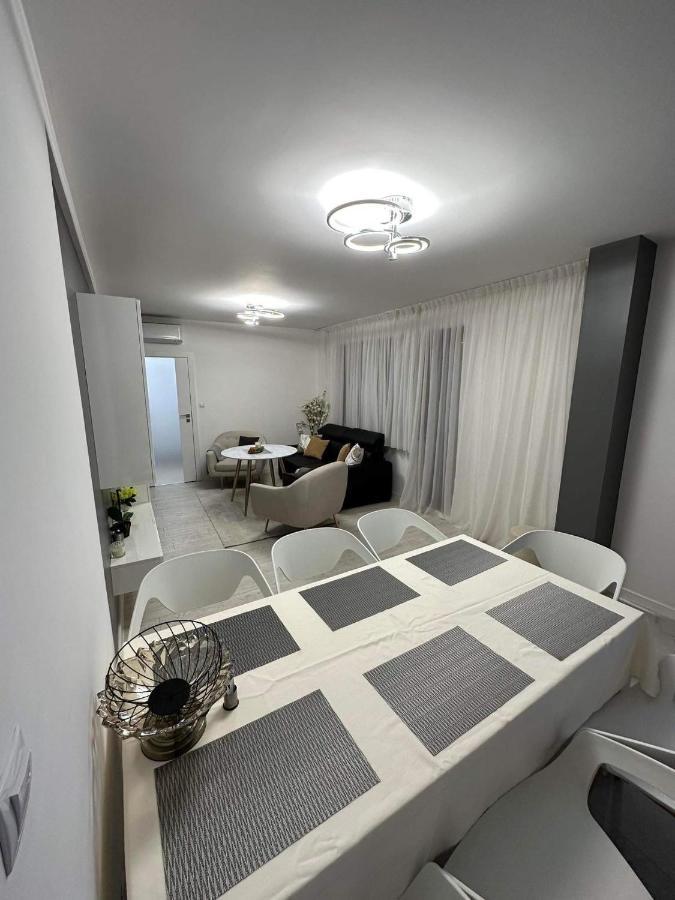 Ross Holiday Home Burgas ภายนอก รูปภาพ